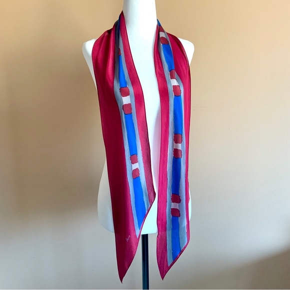 Vera vintage long silk scarf - Picture 2 of 5